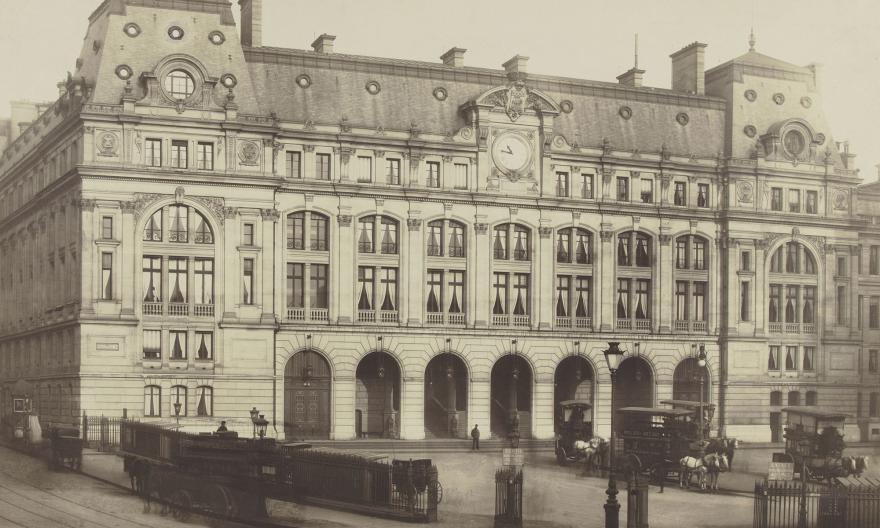 Façade de la gare Saint Lazare, côté cour de Rome Anonyme